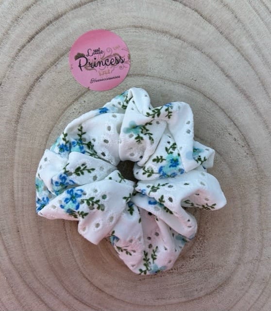 Scrunchie Broderie Anglaise Blue Flowers