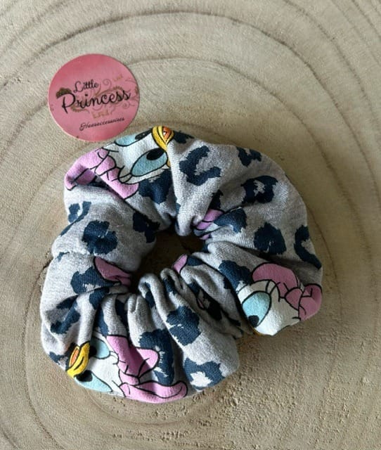 Scrunchie Daisy Duck